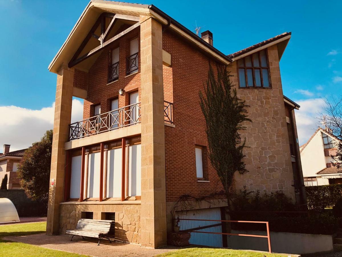 Preciosa Casa Independiente Con Piscina Cubierta Y Gran Jardin Privados Haro Exterior foto