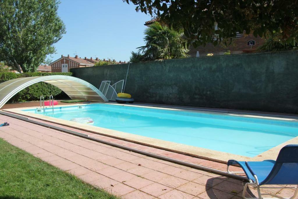 Preciosa Casa Independiente Con Piscina Cubierta Y Gran Jardin Privados Haro Exterior foto
